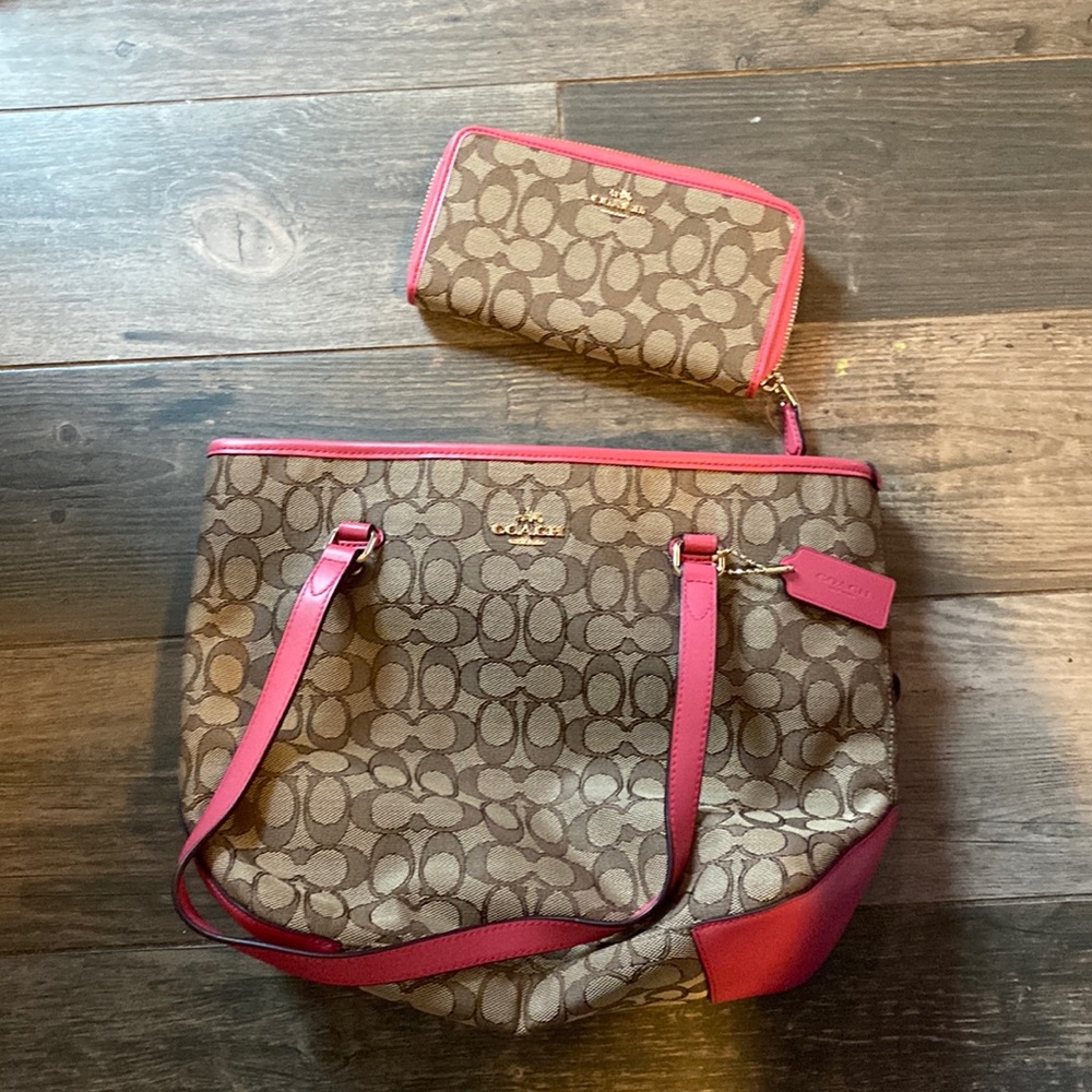 Matching lightly used coach tote pink and kaki zip top tote